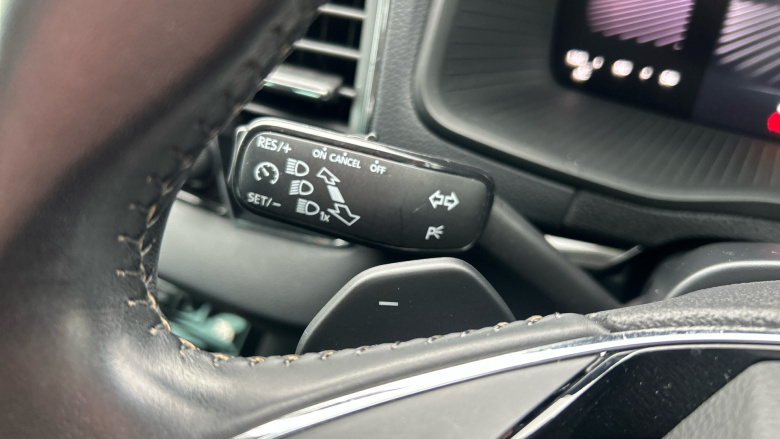 Skoda Karoq 1.5 TSI SE L 5dr DSG Petrol Estate